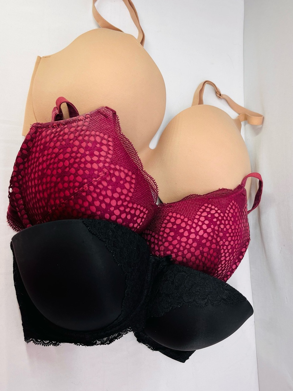 Victoria's‎ Secret 3-Pack Bras - Nude, Berry, Black